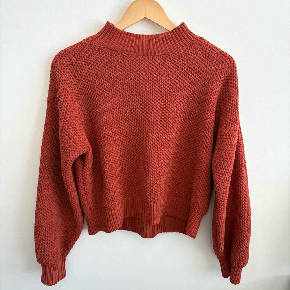 Hollister Women’s Sweater Small Mock Neck Cozy Knit Minimalist Orange